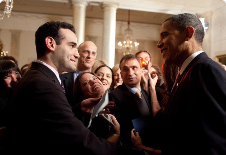 Ari joking for President Obama [Credit: The White House]